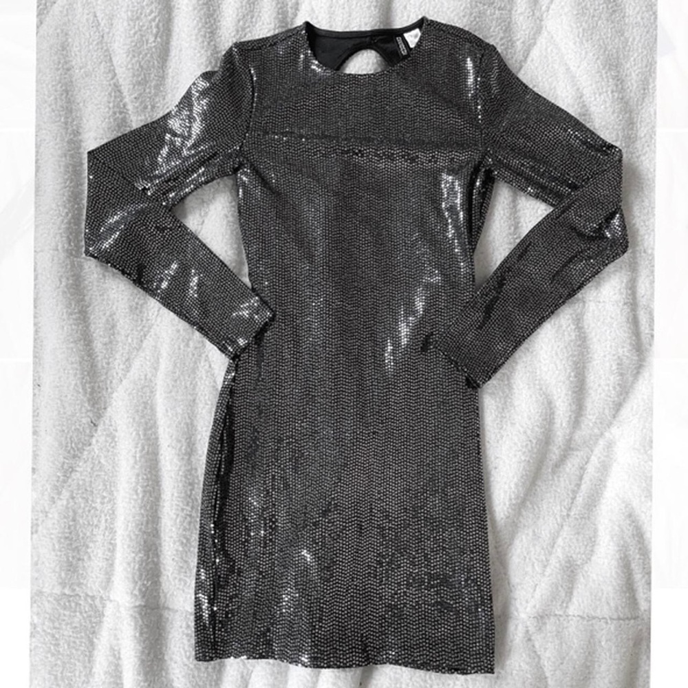 H&M Divided Long Sleeve Sequin Open-Back Dress in Black